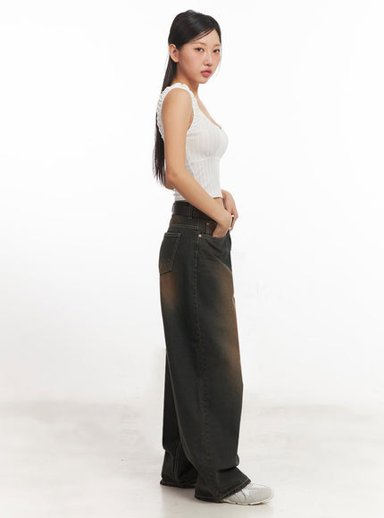 frill-shirring-crop-tank-top-ia524