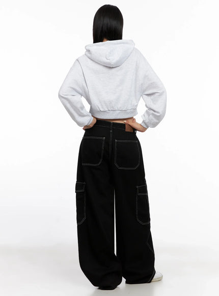 cropped-essential-hoodie-is515