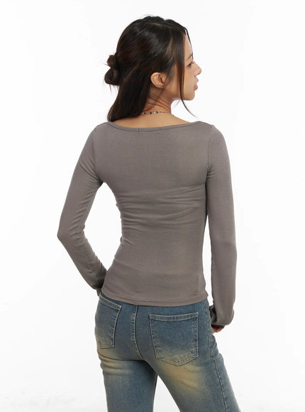 V-Neck Ruched Long Sleeve Top CM520