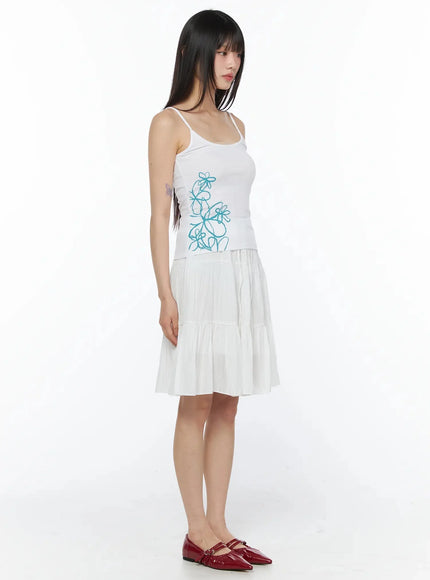floral-embroidered-sleeveless-top-iy525