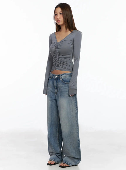 v-neck-shirred-long-sleeve-top-ia527