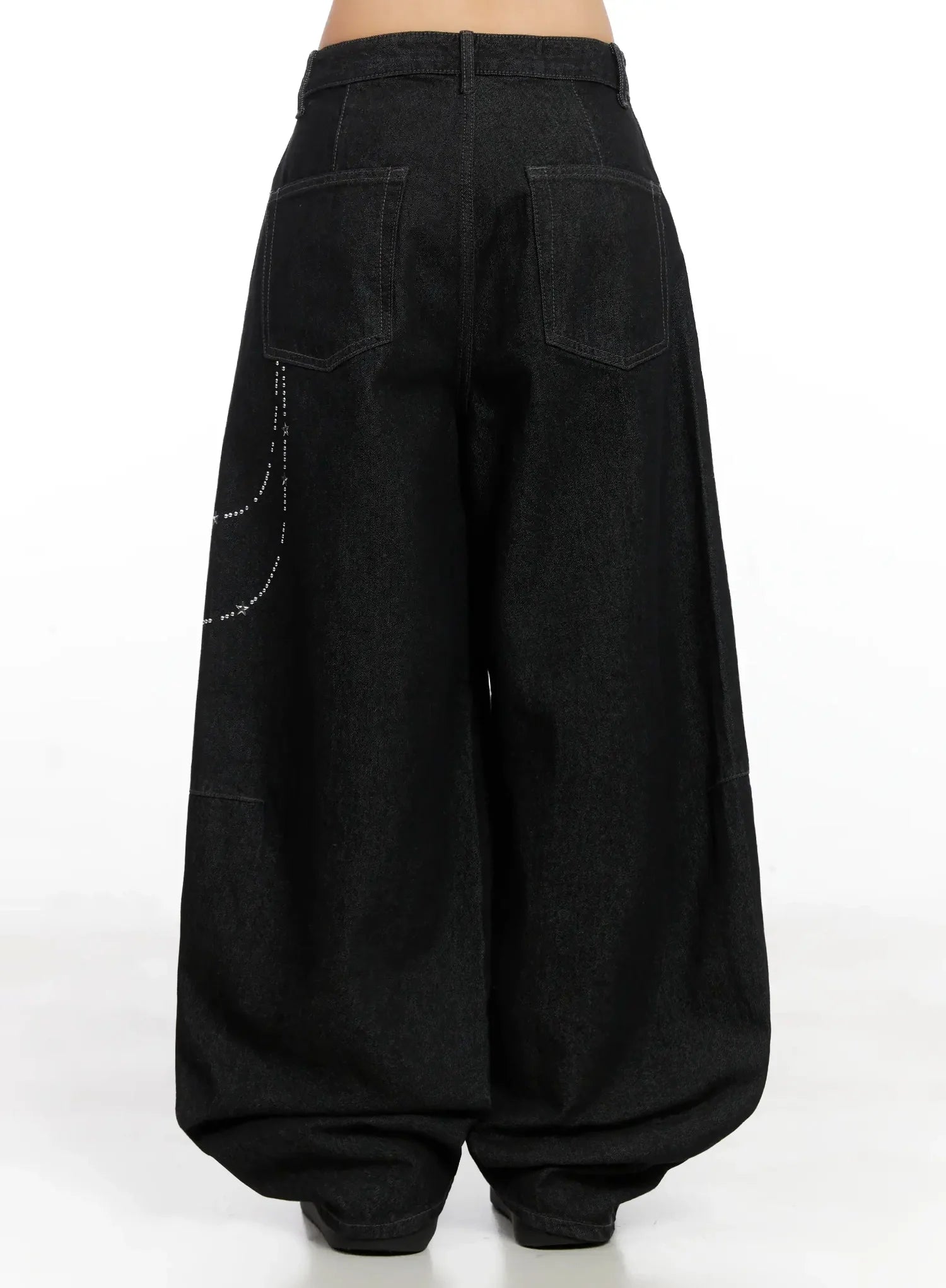 zaria-embellished-wide-leg-jeans-in528