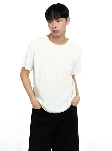 Men's Textured Henley T-shirt IG520