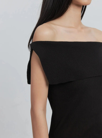 off-shoulder-linen-blouse-iu512