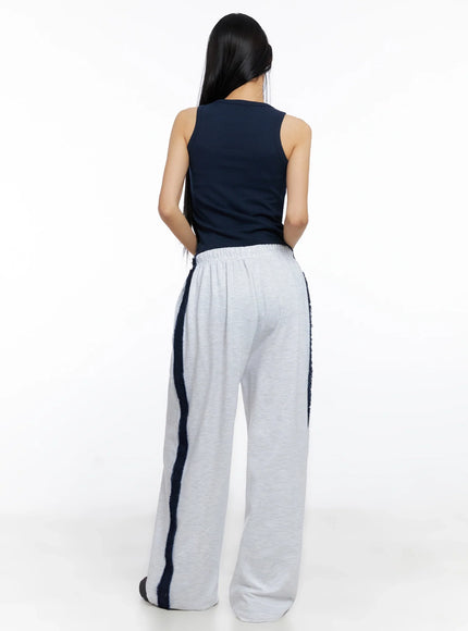 ribbed-sleeveless-crop-top-co517