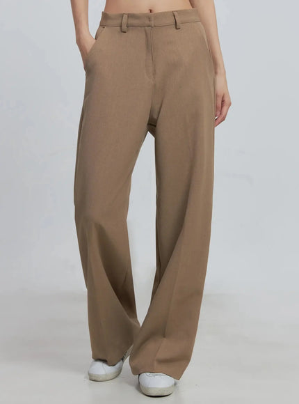 classic-wide-fit-slacks-beige-iu512
