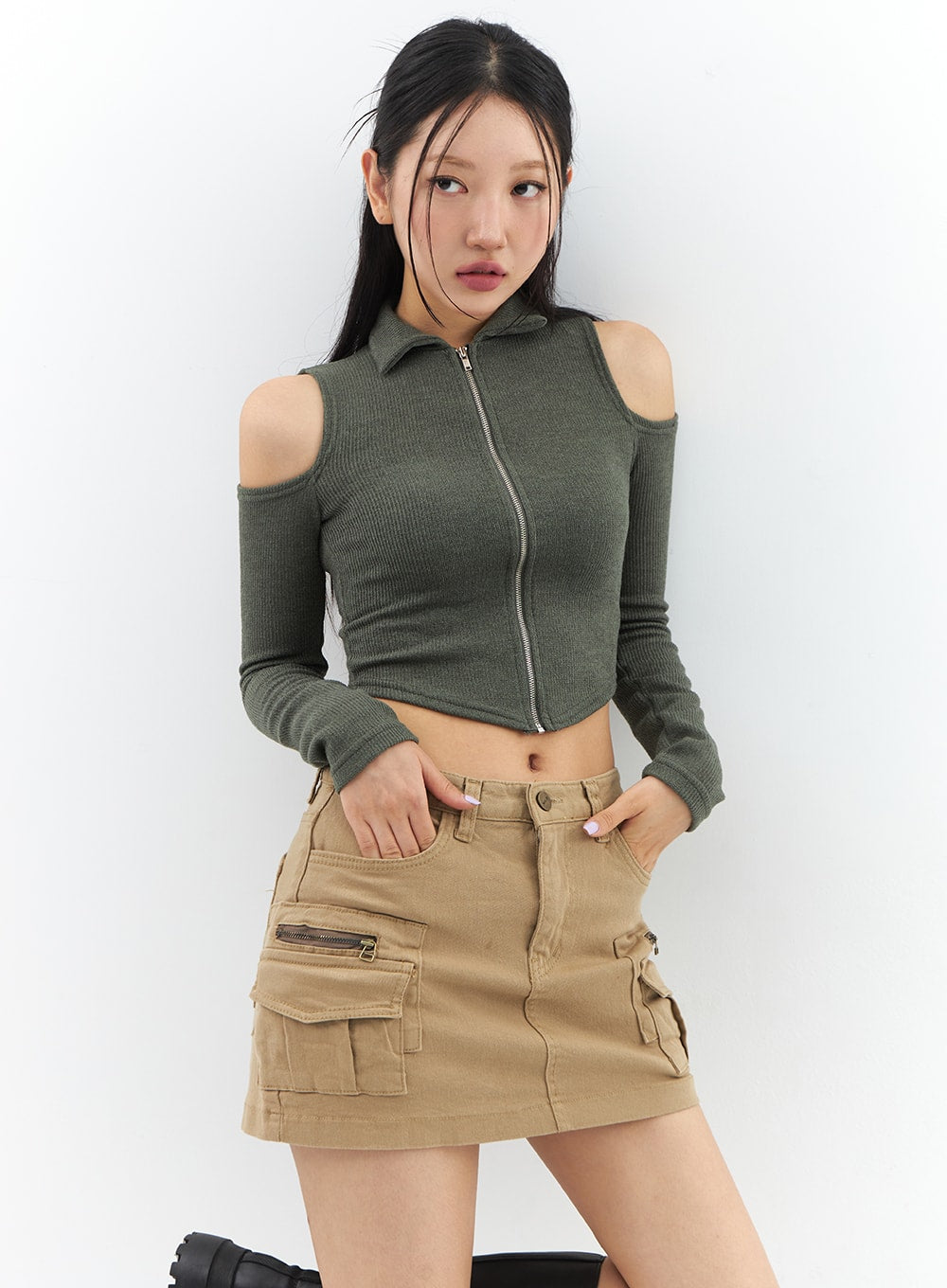 Mid-Rise Cargo Mini Skirt CA313