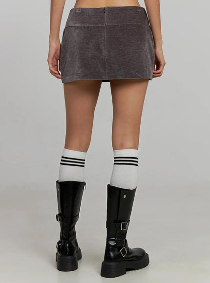 Velvet Low-Rise Mini Skirt IJ502