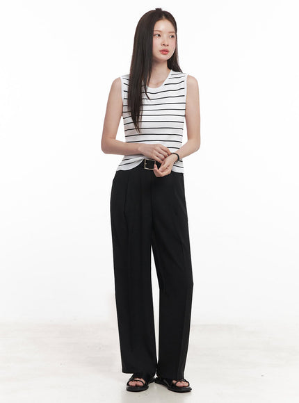 stripe-slim-sleeveless-top-iy509