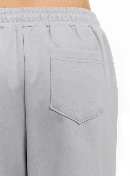 simple-parachute-training-pants-ca513