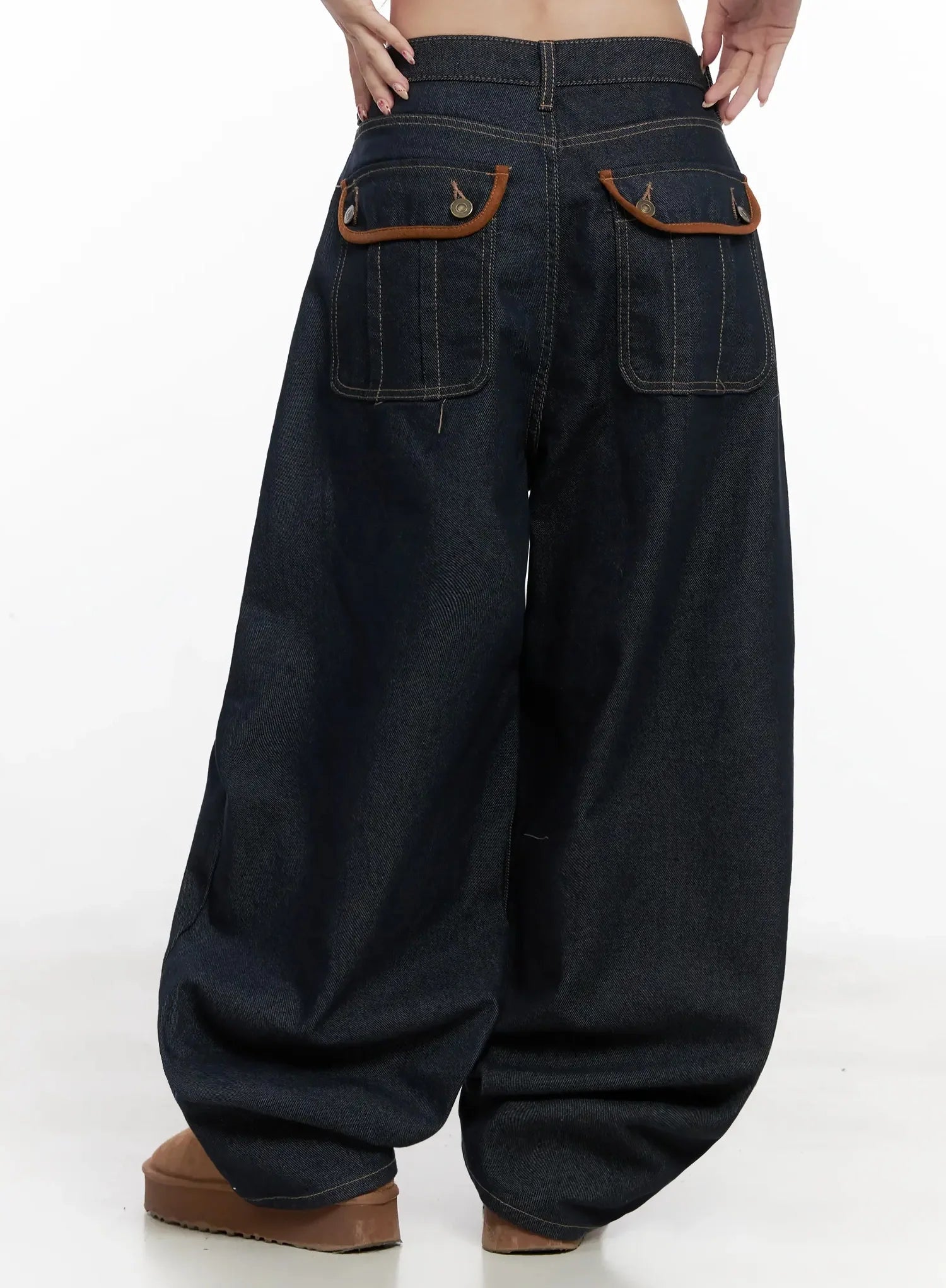 briana-suede-pocket-detail-wide-jeans-in514