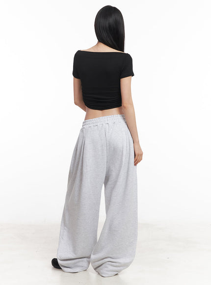 off-shoulder-shirred-crop-tee-iy516