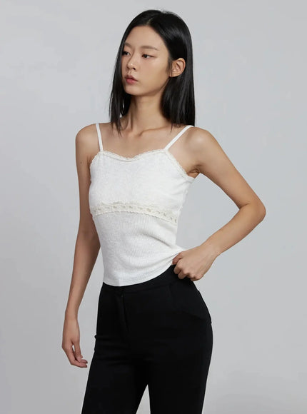lace-trim-sleeveless-camisole-im520