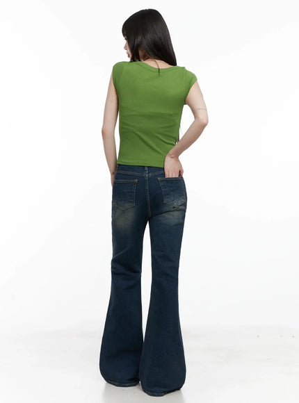 Seoyeon High-Waist Distressed Flare Jeans IL531