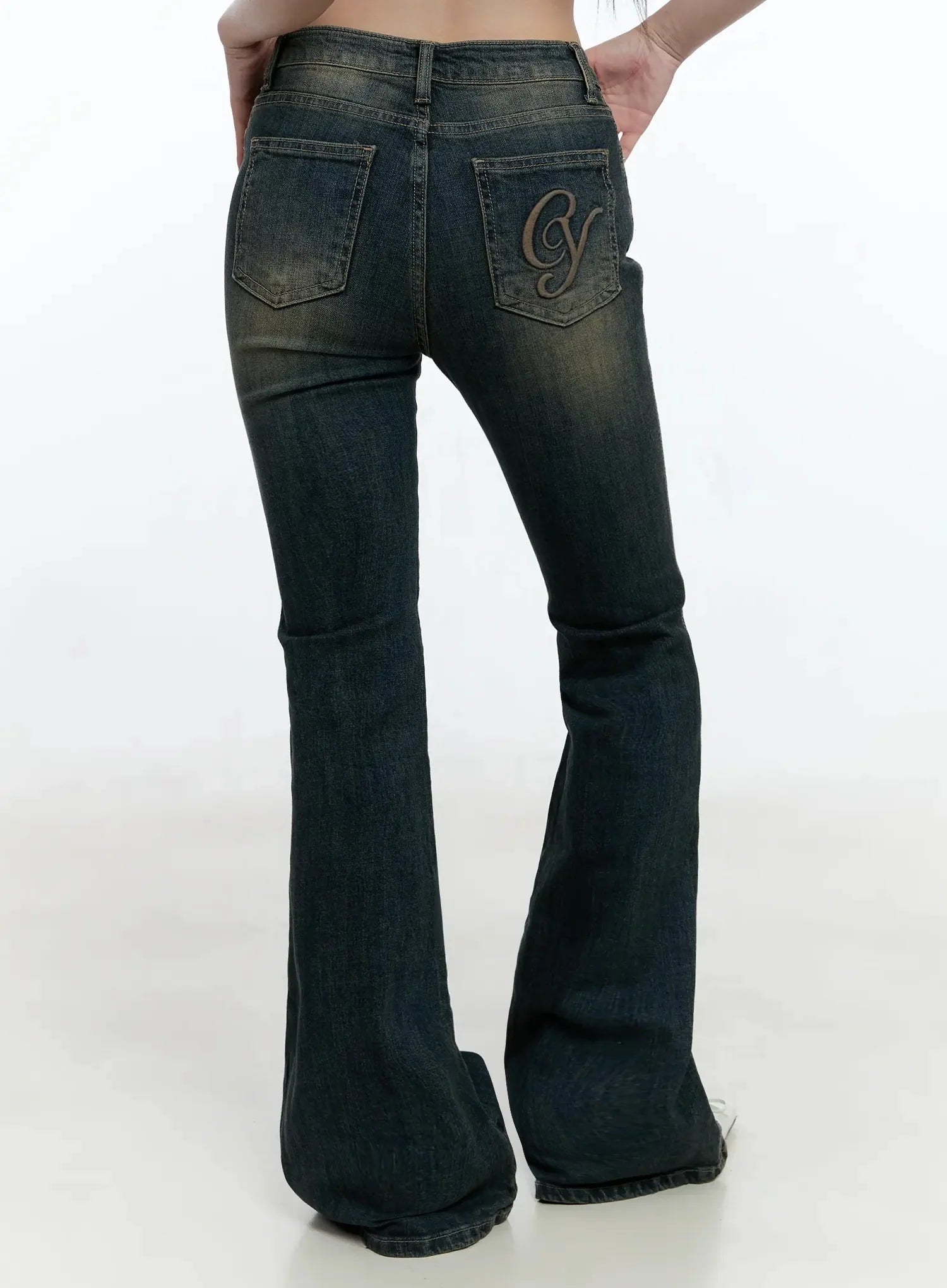 karla-vintage-logo-flare-jeans-io520
