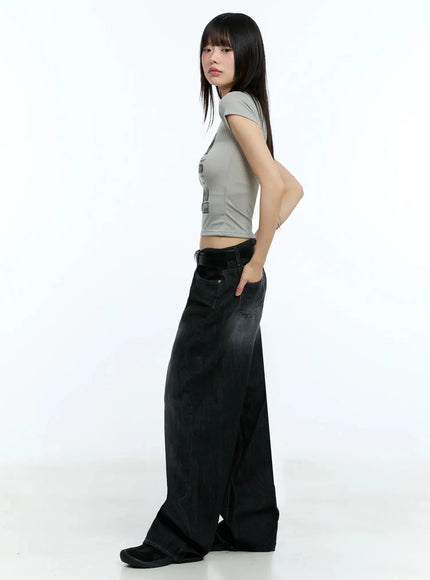 vintage-graphic-baby-tee-iu524