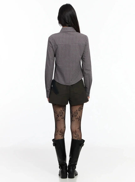 stylish-check-ruffled-blouse-im530