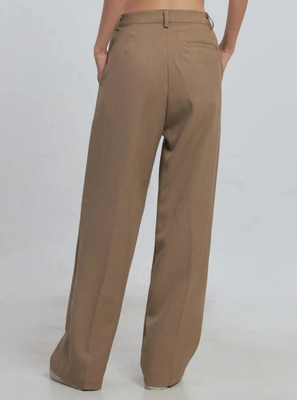classic-wide-fit-slacks-beige-iu512