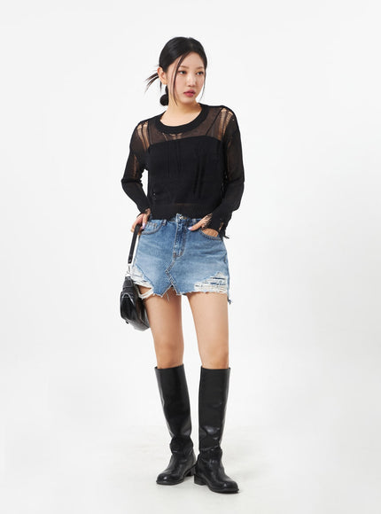 Crewneck Ripped Sweater CA307