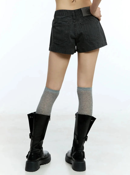 washed-pocket-detail-shorts-iu524