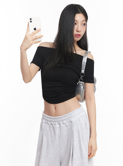 off-shoulder-shirred-crop-tee-iy516