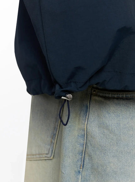 mens-v-neck-lettering-windbreak-pullover-io517