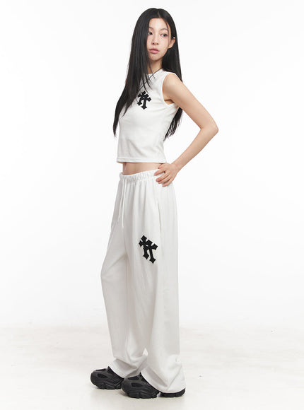 patched-chic-sleeveless-top-iy516