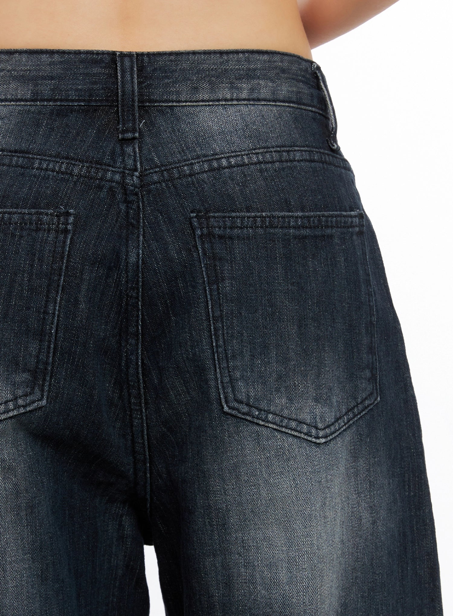 minnell-vintage-wash-wide-leg-jeans-co517