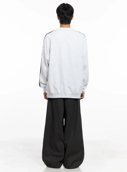 Men's Graphic V-Neck Sweatshirt IO516