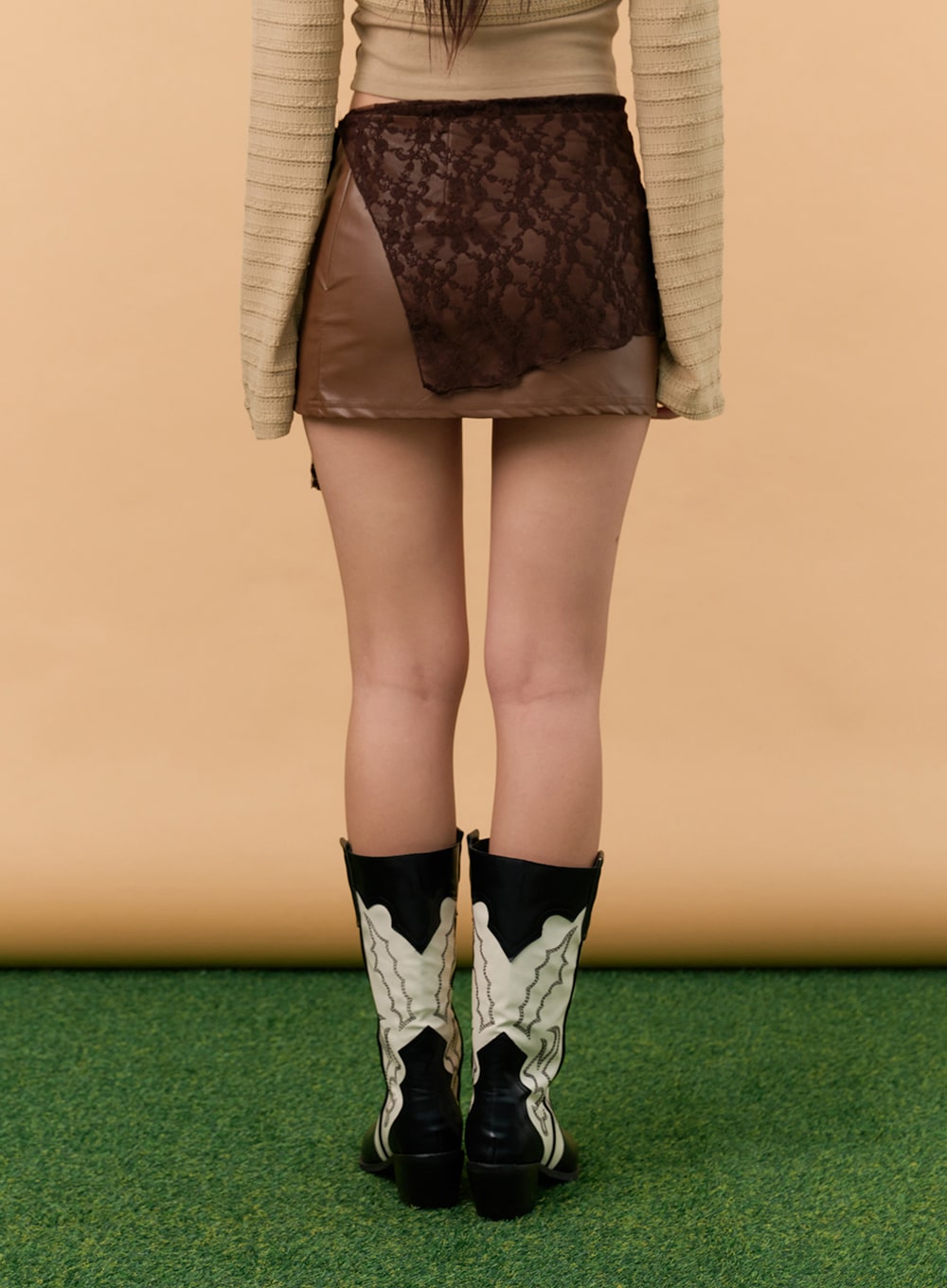 embroidered-layered-faux-mini-skirt-in301