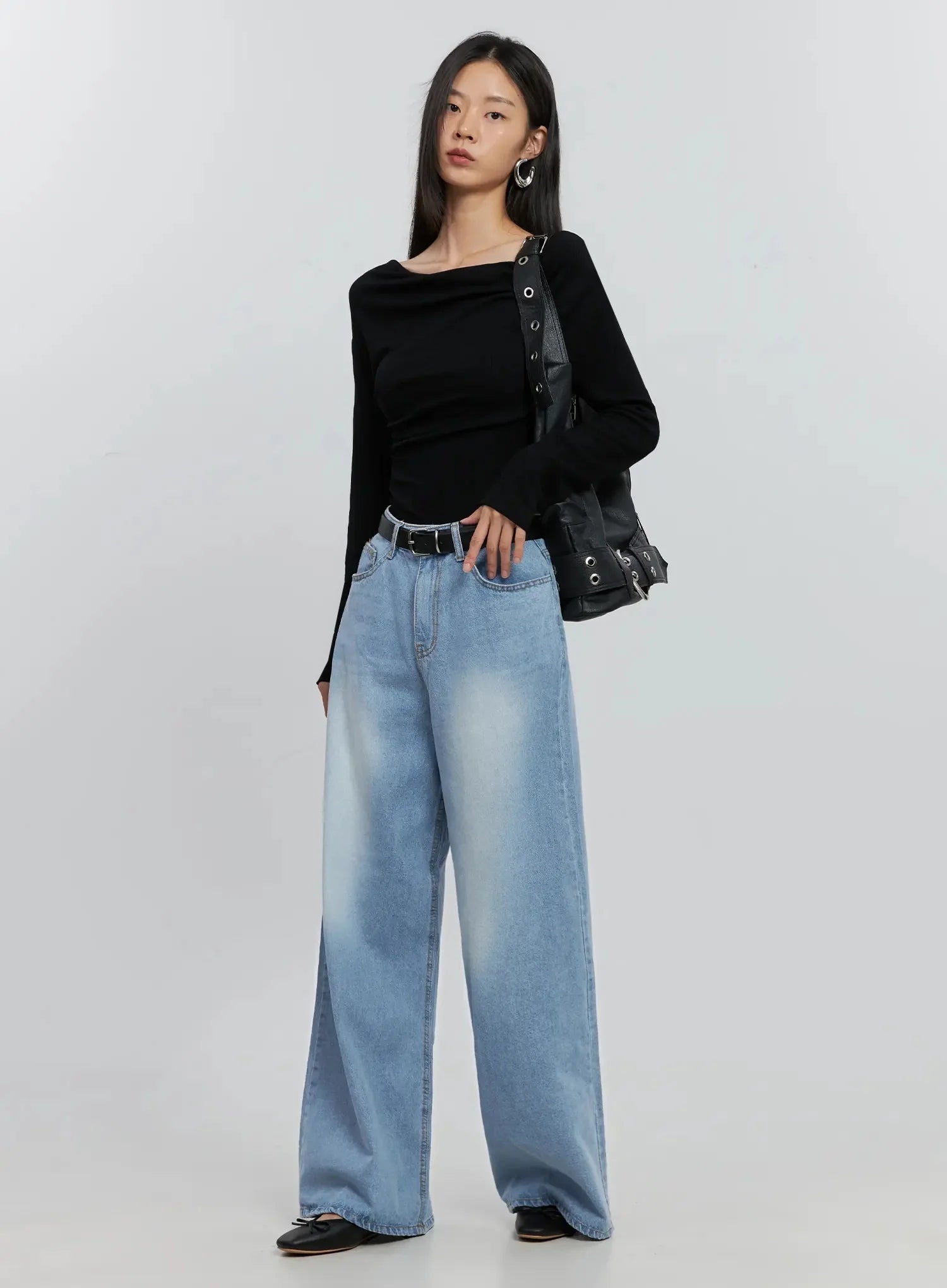 asymmetric-long-sleeve-top-is516