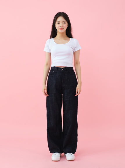 Deep Round Neck Basic Crop T-Shirt BU5