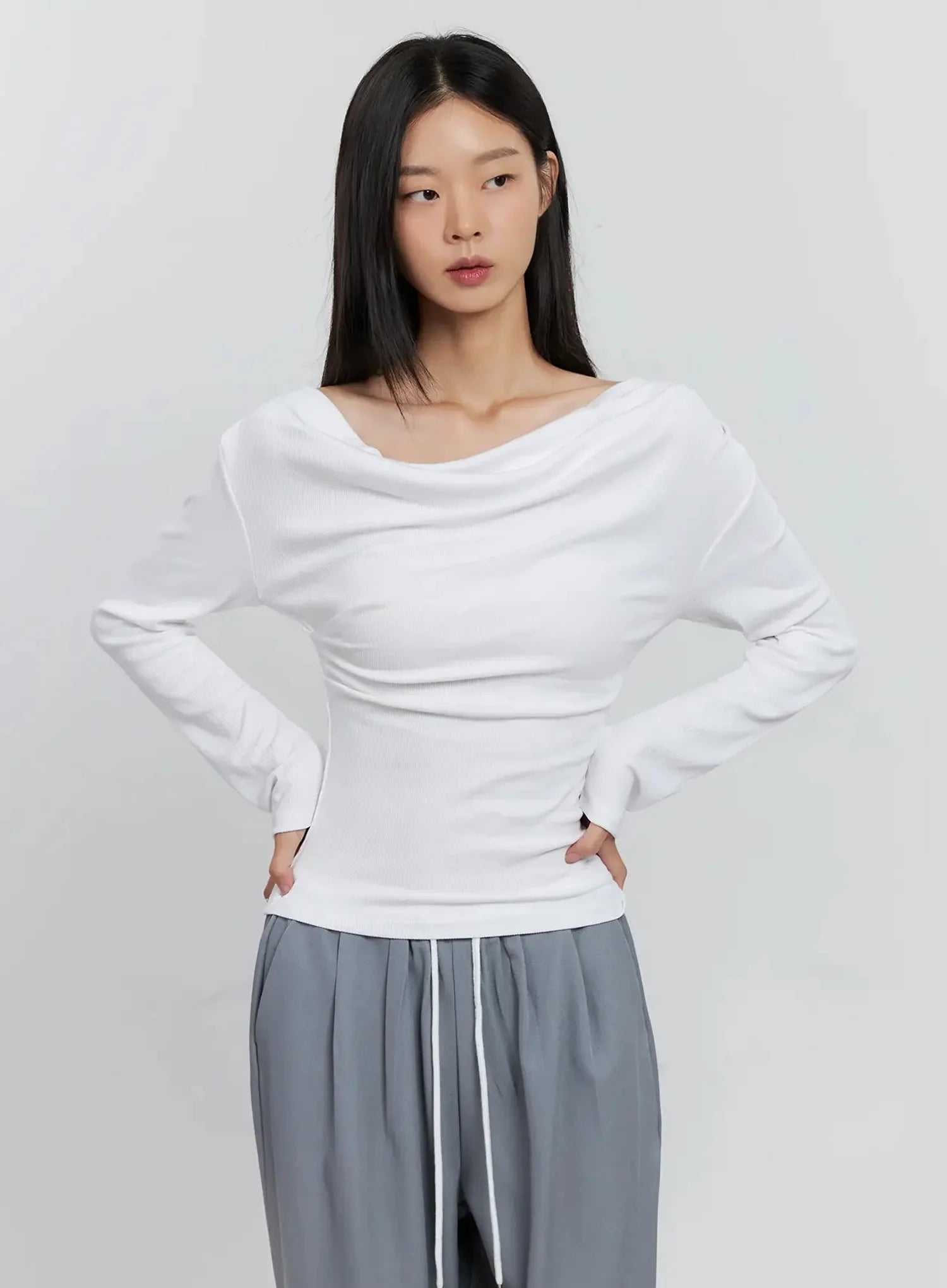 asymmetric-long-sleeve-top-is516