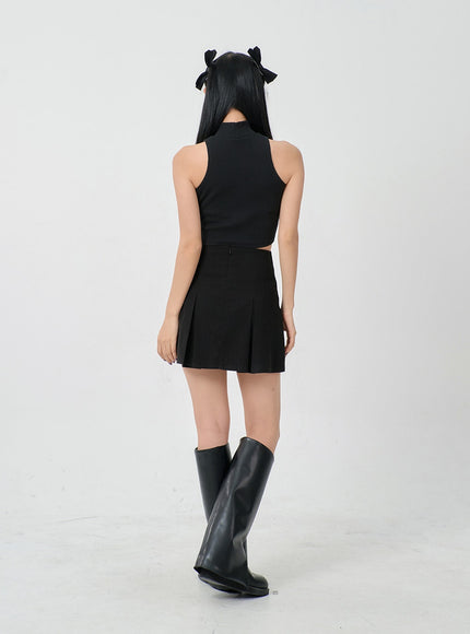 Folded Waist Two Buckle Pleated Mini Skirt BD23