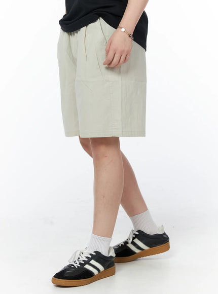 mens-casual-pintuck-shorts-light-beige-iy522