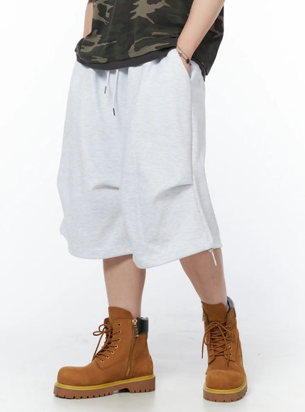 mens-casual-parachute-shorts-light-gray-iy522