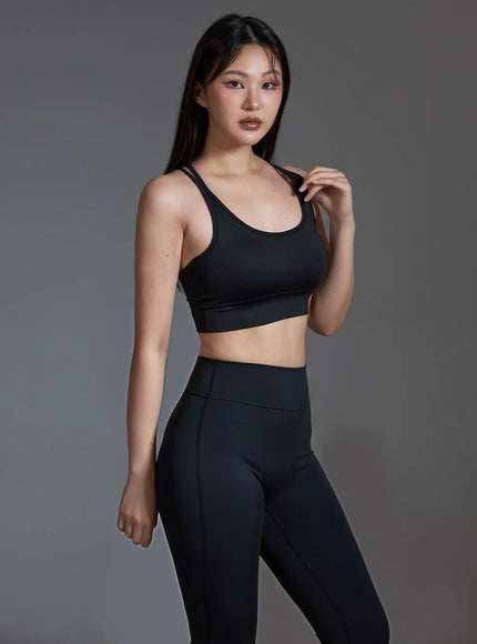 cross-back-sports-bra-top-black-io517