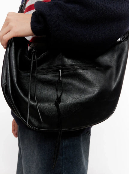 crescent-crossbody-io528