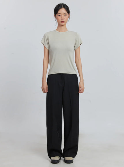 loose-fit-short-sleeve-tee-iu512