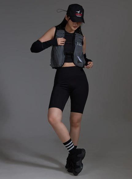 sporty-utility-running-vest-dark-gray-io517