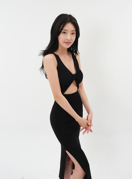 Front Cut Out Maxi Sleeveless Dress IM5