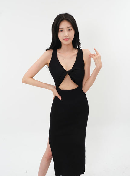 Front Cut Out Maxi Sleeveless Dress IM5