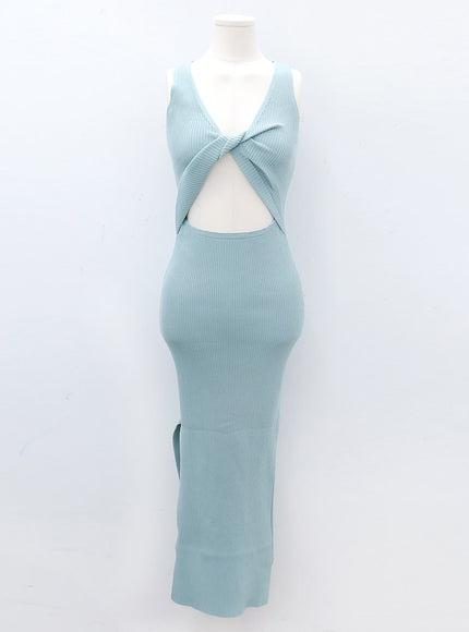 Front Cut Out Maxi Sleeveless Dress IM5