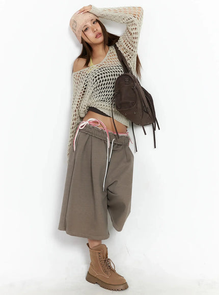 relaxed-bermuda-sweat-shorts-ia527