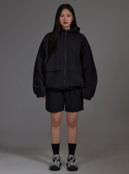 lightweight-string-windbreaker-io517