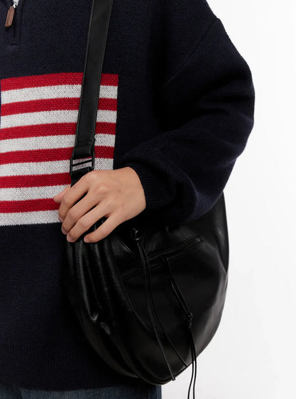 crescent-crossbody-io528 / Black