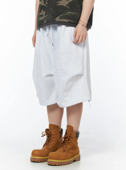 mens-casual-parachute-shorts-light-gray-iy522