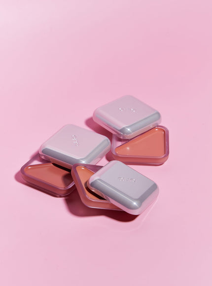 Essential Lipcheek Tap Blur (4.5g)