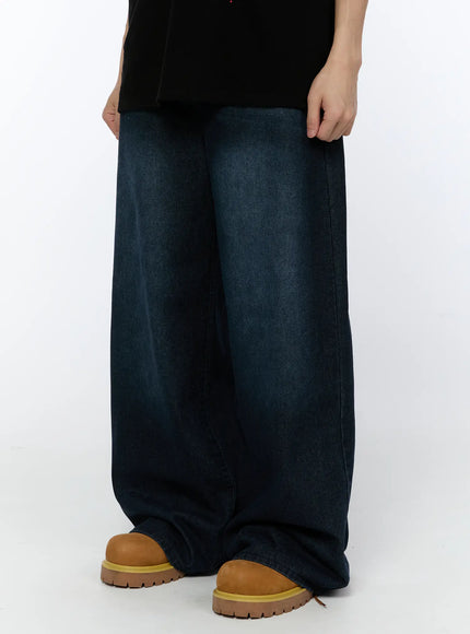 Men's Wide Leg Dark Washed Jeans IA520