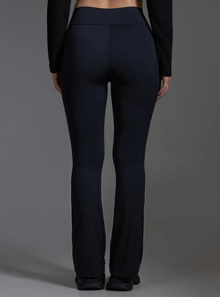 high-waist-flared-leggings-black-io517